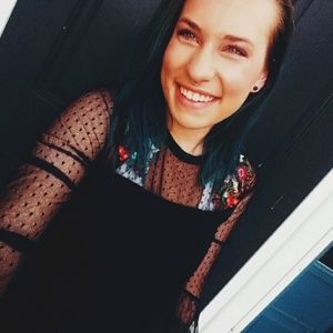 Meet your Posher, Kat